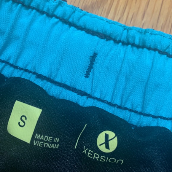 Activewear shorts - Picture 2 of 2